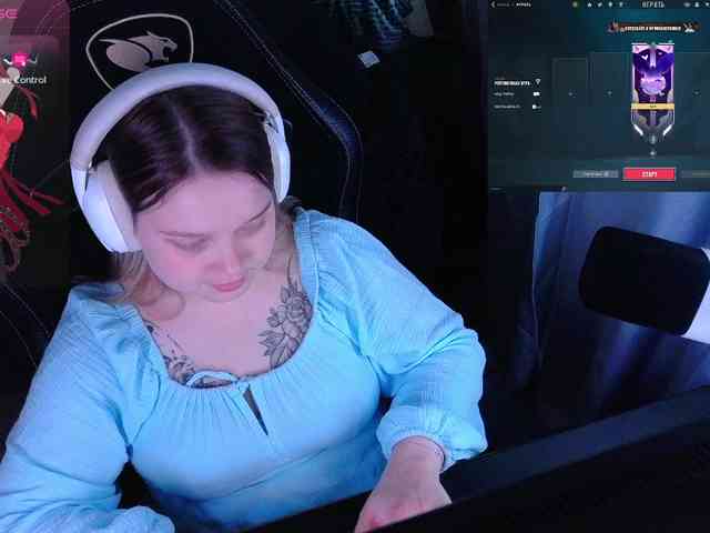 AlinaAdams webcam