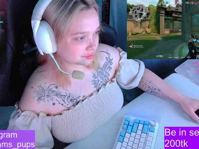 AlinaAdams AlinaAdams