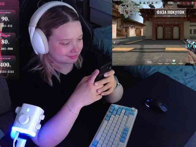 AlinaAdams webcam