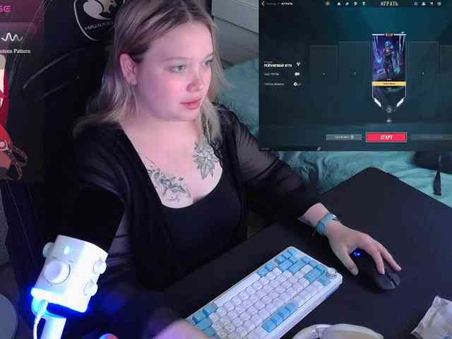 AlinaAdams webcam