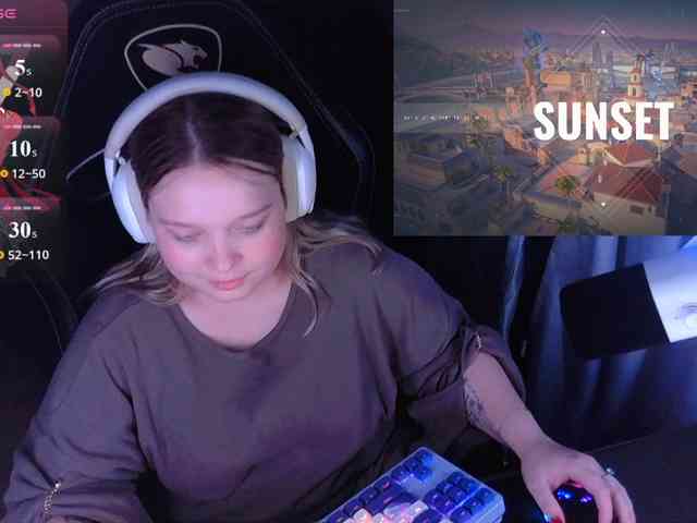 AlinaAdams webcam