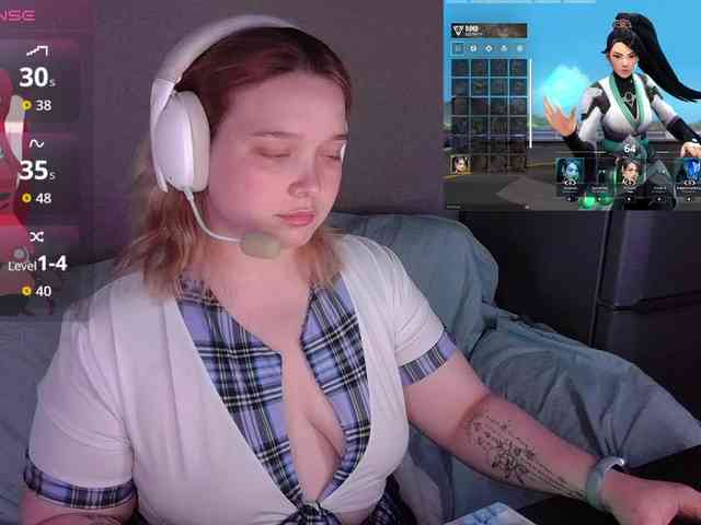 AlinaAdams webcam