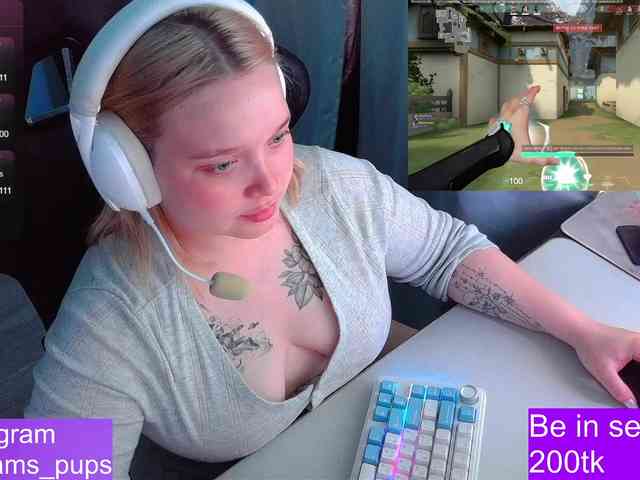 AlinaAdams webcam