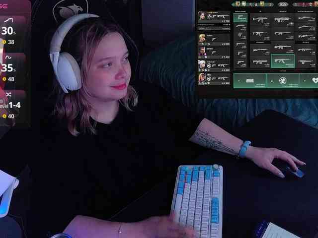 AlinaAdams webcam