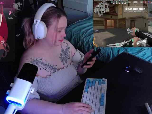 AlinaAdams webcam