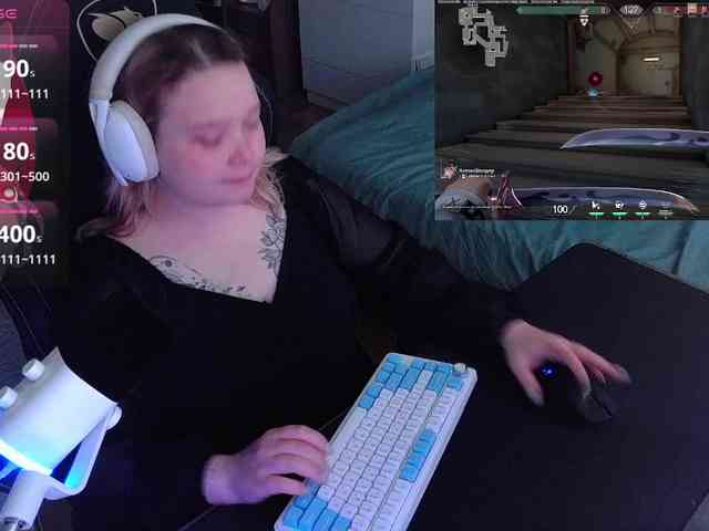 AlinaAdams webcam