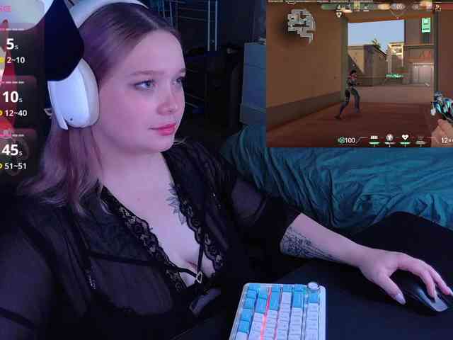 AlinaAdams webcam