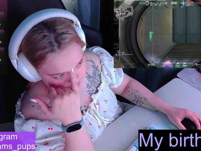 AlinaAdams webcam