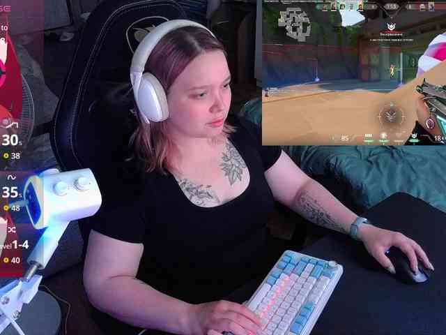 AlinaAdams webcam