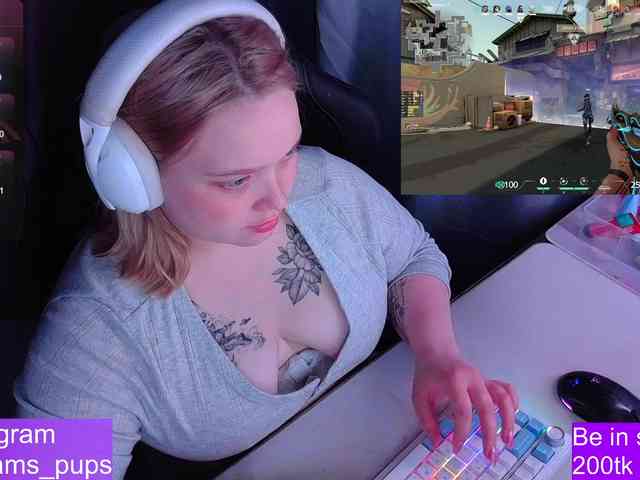AlinaAdams webcam