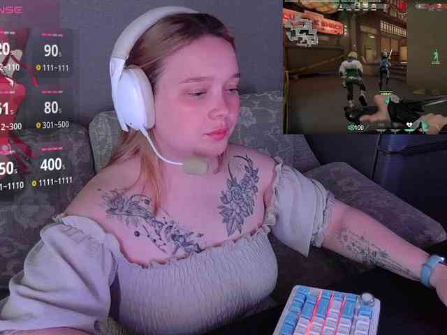 AlinaAdams webcam