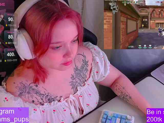 AlinaAdams webcam