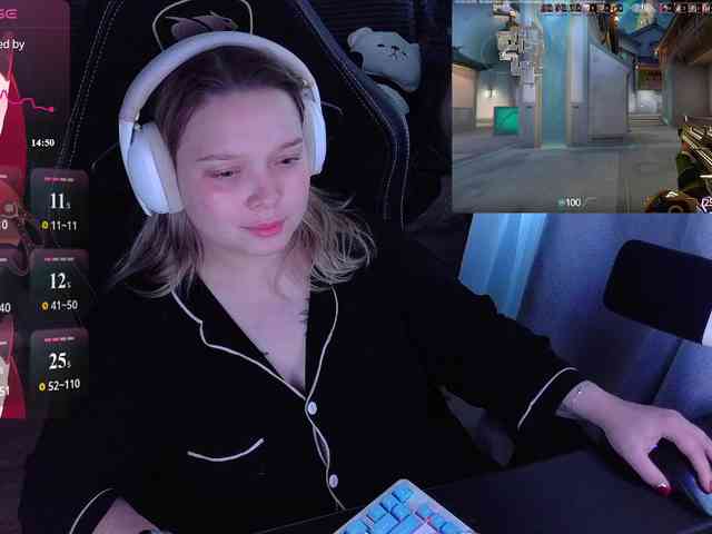 AlinaAdams webcam