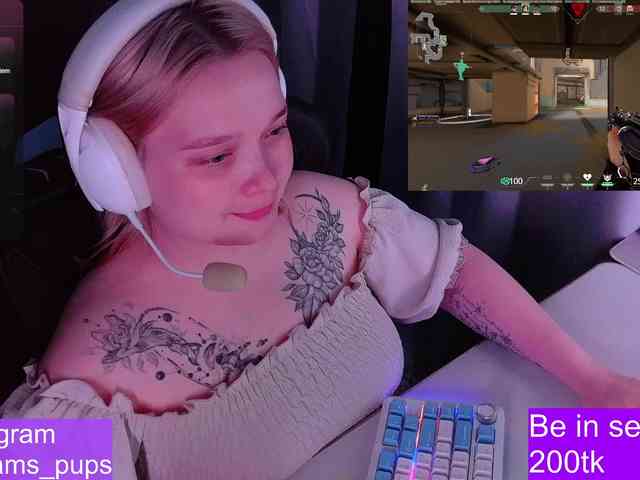 AlinaAdams webcam