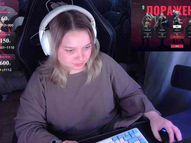 AlinaAdams webcam