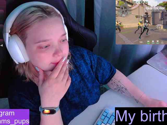 AlinaAdams webcam