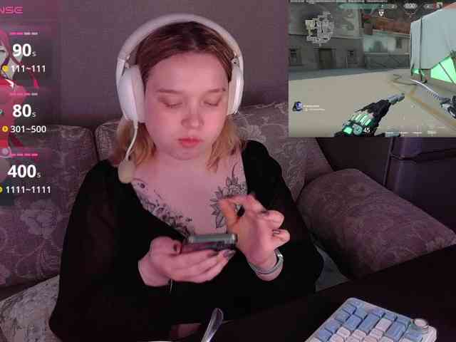 AlinaAdams webcam