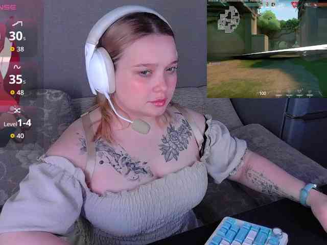 AlinaAdams webcam