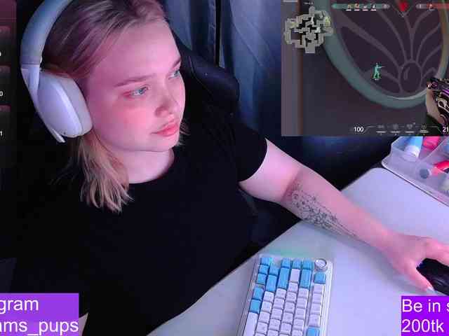AlinaAdams webcam