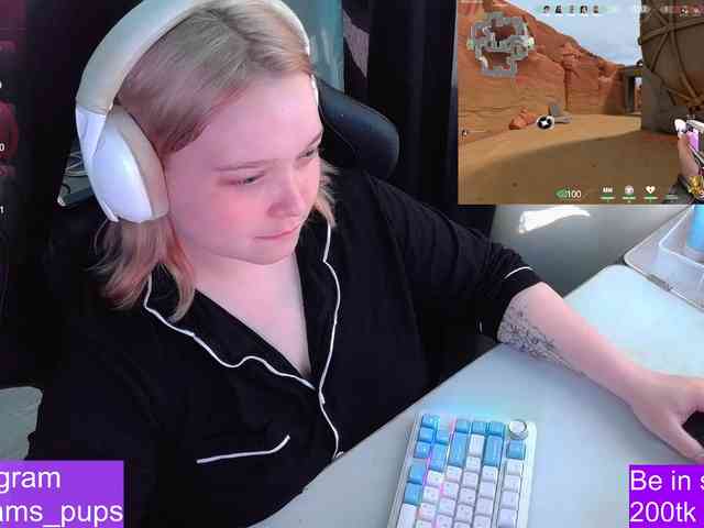 AlinaAdams webcam
