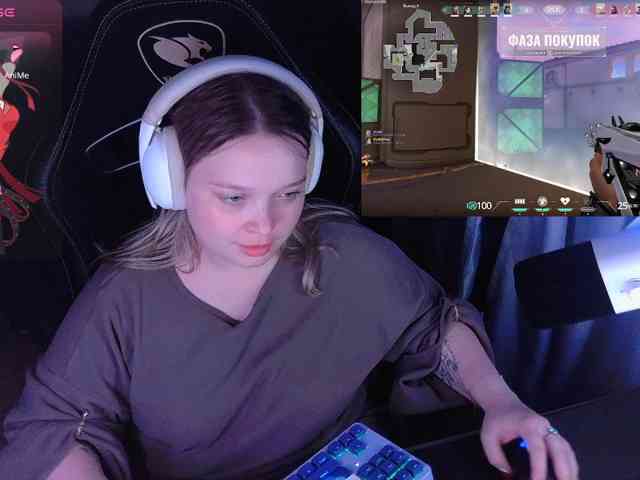 AlinaAdams webcam