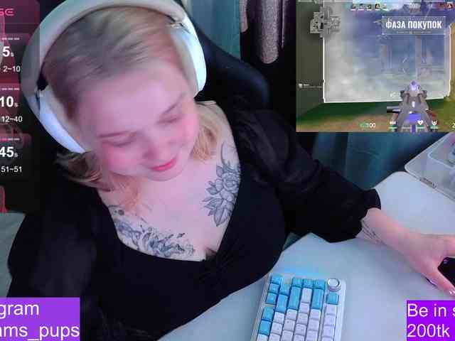 AlinaAdams webcam