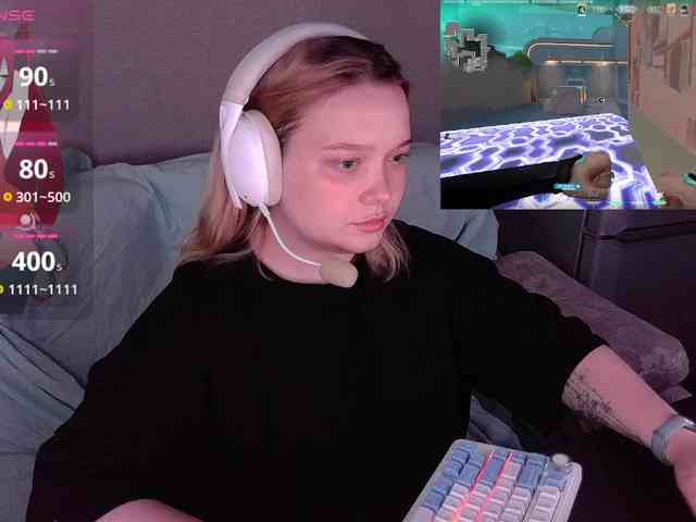 AlinaAdams webcam