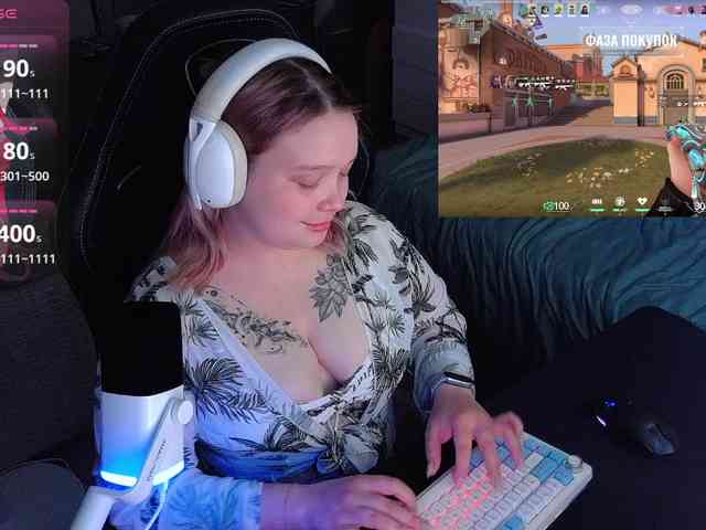 AlinaAdams webcam