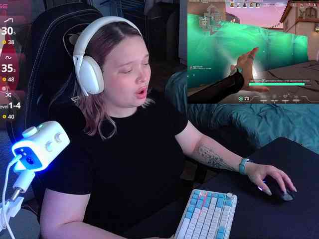 AlinaAdams webcam