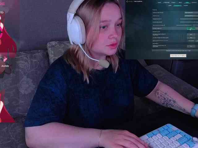 AlinaAdams webcam