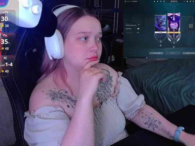 AlinaAdams webcam