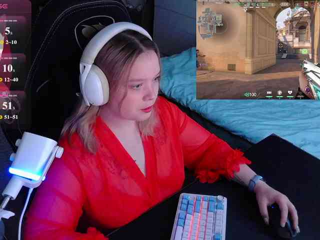 AlinaAdams webcam