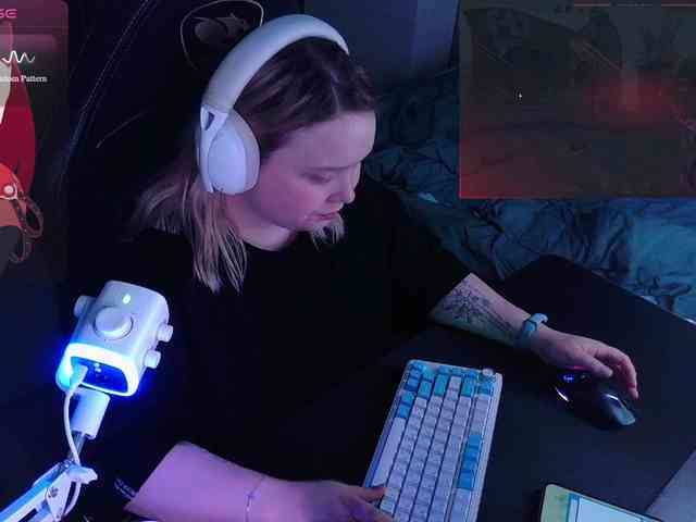 AlinaAdams webcam