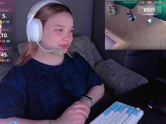 AlinaAdams webcam
