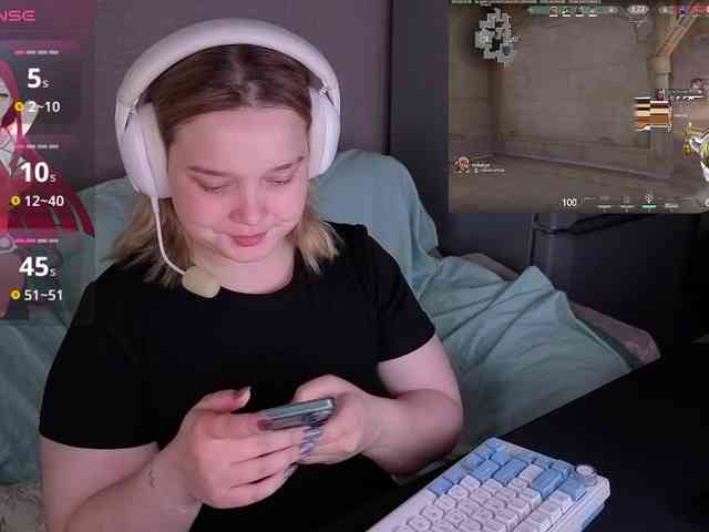 AlinaAdams webcam