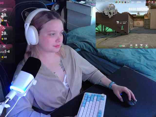 AlinaAdams webcam