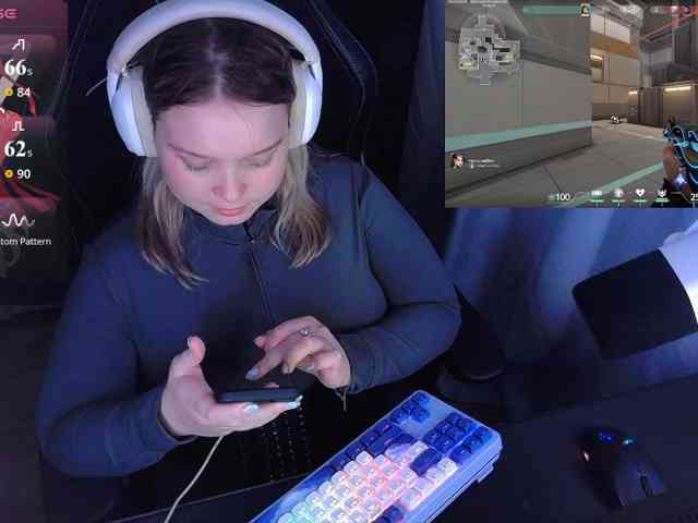 AlinaAdams webcam