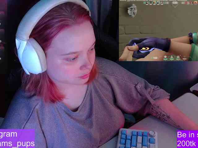 AlinaAdams webcam