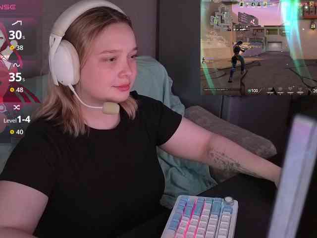 AlinaAdams webcam