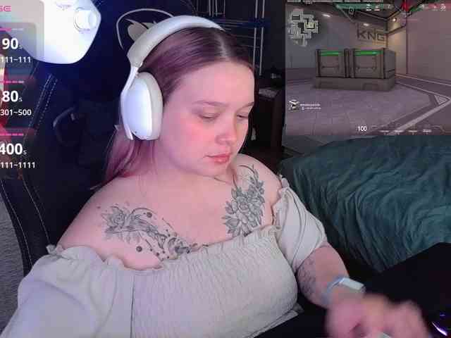 AlinaAdams webcam