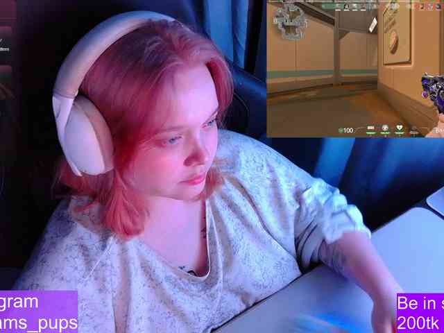 AlinaAdams webcam