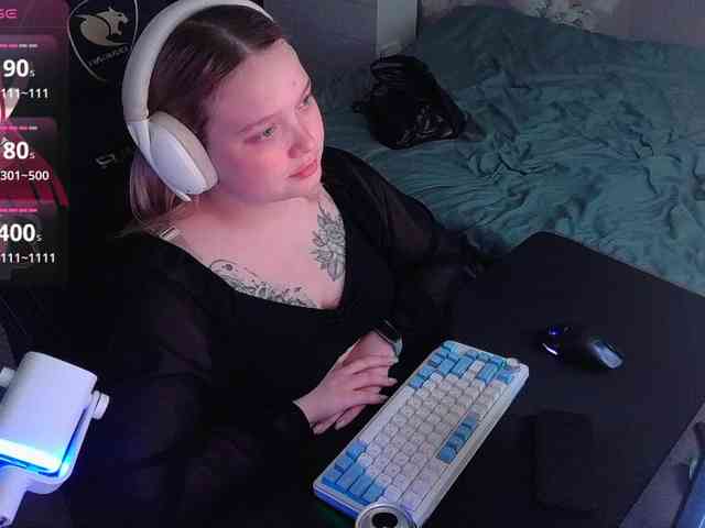 AlinaAdams webcam