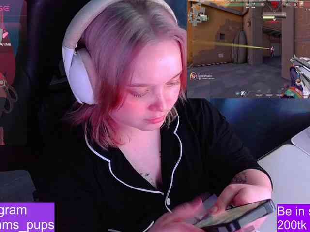 AlinaAdams webcam