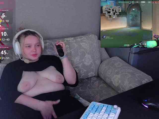AlinaAdams webcam