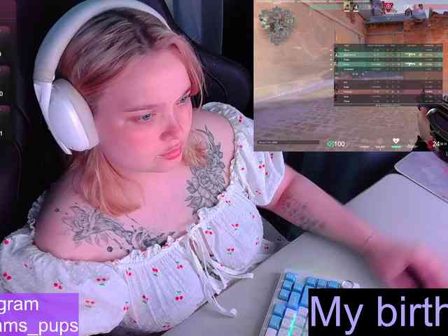 AlinaAdams webcam