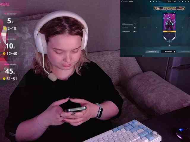 AlinaAdams webcam