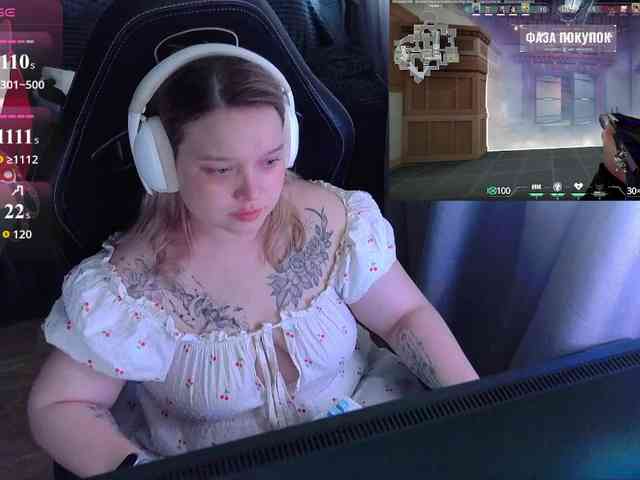 AlinaAdams webcam
