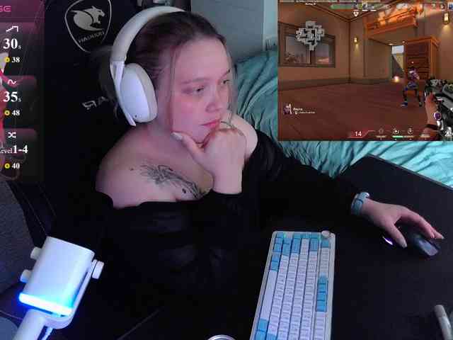 AlinaAdams webcam