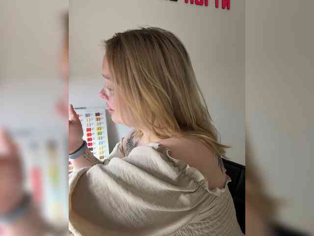 AlinaAdams webcam