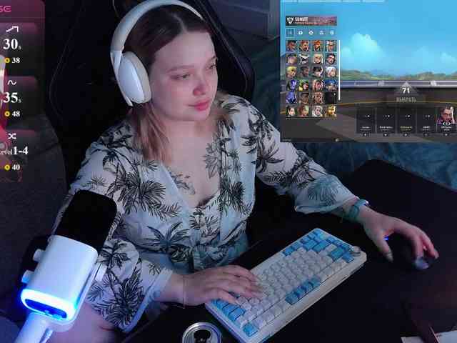 AlinaAdams webcam